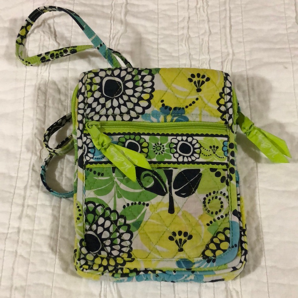 Vera Bradley Crossbody Green Floral Bag.